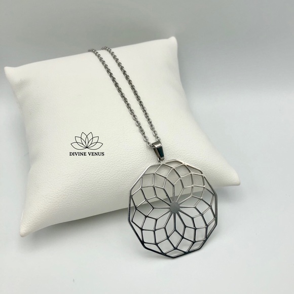Seed of Life Sacred Geometry Necklace - Picture 5 of 10